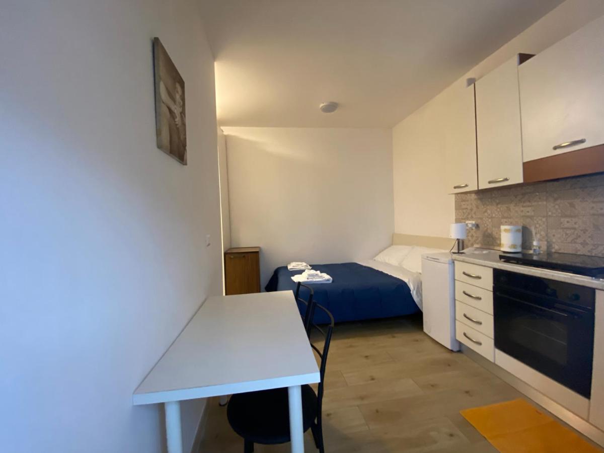 Апартаменты Mini Loft - Bari Centro - A Due Passi Dal Mare Экстерьер фото